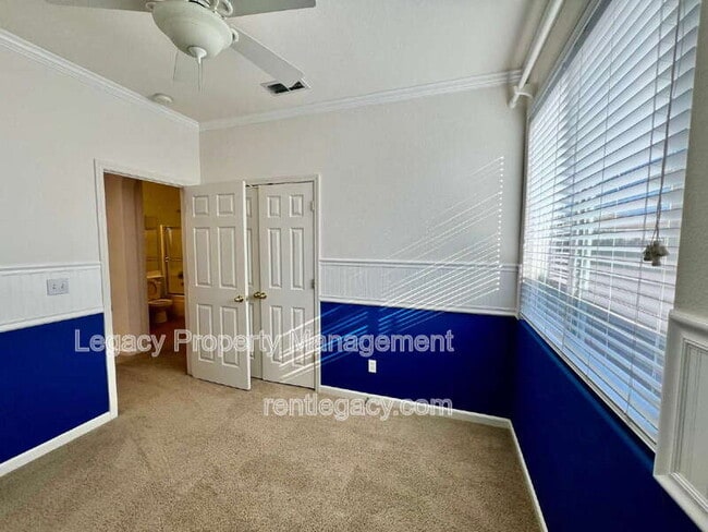 Building Photo - 1843 Dawnelle Way