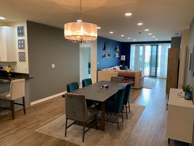 Foto del edificio - 5300 N Lincoln Ave