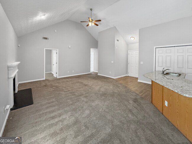 Foto del edificio - 9108 S Sterling Lakes Dr