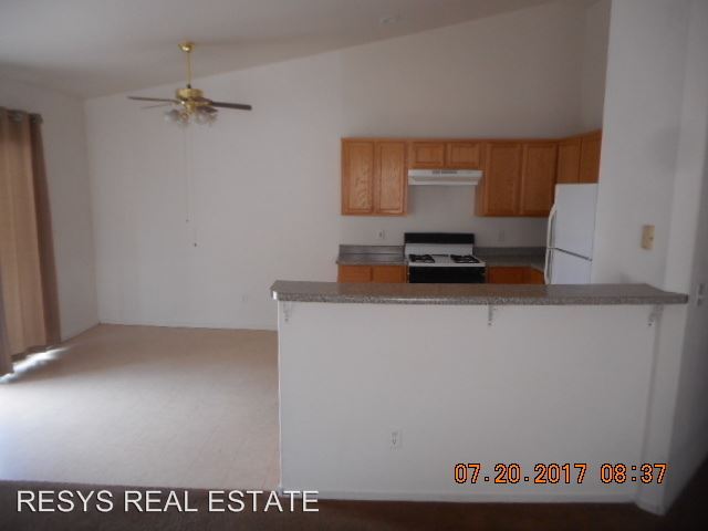 Building Photo - 641 Majestic Sky Dr
