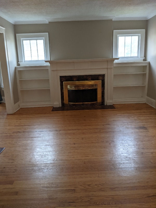 Building Photo - 220 Genesee Park Dr