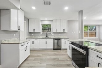 Building Photo - 4031 Rushcroft Dr