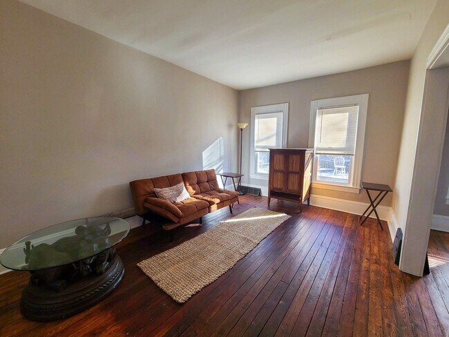 Foto del edificio - Renovated Private Home