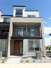 Building Photo - 16551 Peak Wy