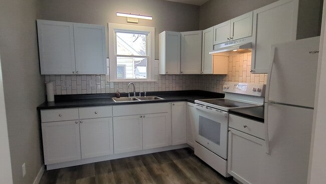 Foto del edificio - 3 Bedroom 1 bath home with lots of updates!