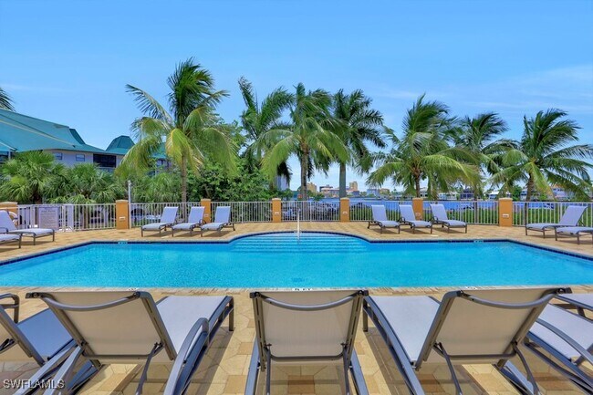 Building Photo - 470 Launch Cir