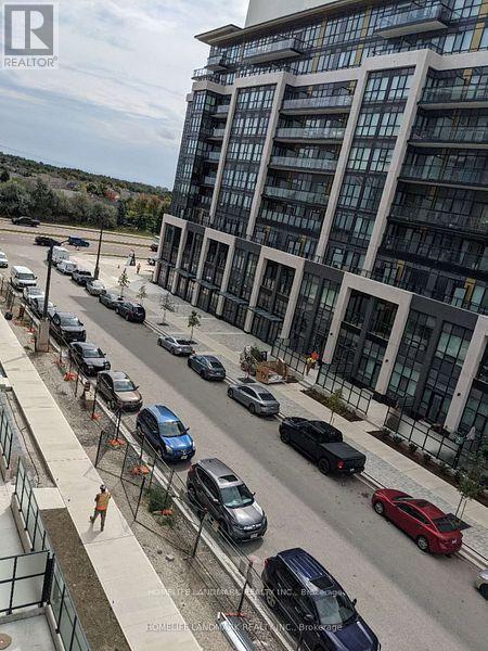 Photo du bâtiment - 395 Dundas St W