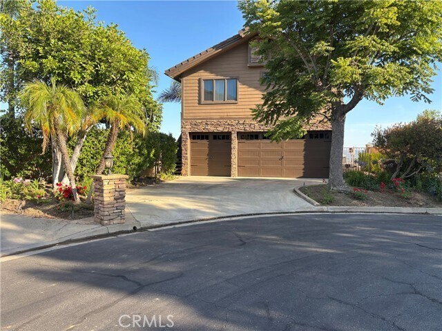Foto del edificio - 3875 Ravenswood Dr