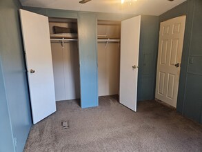 Building Photo - 118 Yankee Ln