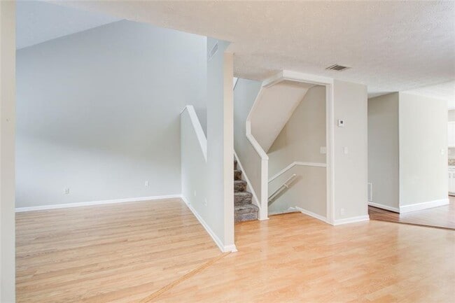 Building Photo - 1301 Parkaire Crossing