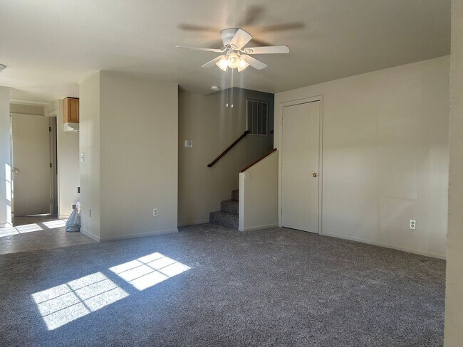 Foto del edificio - Camino 2/2 cottage $1625