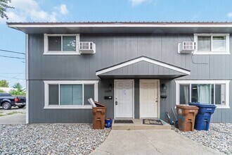 Building Photo - 2015-2015 E Desmet Ave