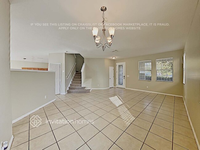 Foto del edificio - 325 Vine Cliff St