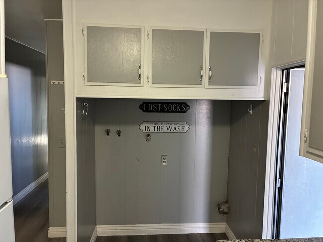 Foto del edificio - 19190 Hinton St