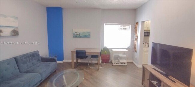 Foto del edificio - 215 30th St
