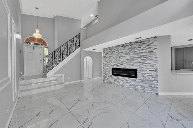 Building Photo - 1602 SW 159th Ave