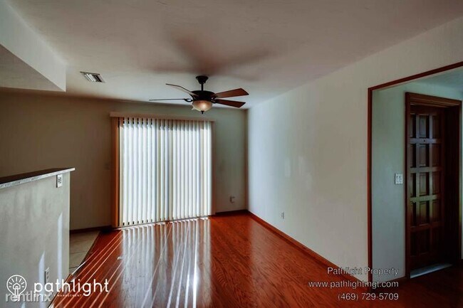 Foto del edificio - 2 br, 2 bath House - 4342 Sunniland St UNIT