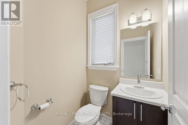 Building Photo - 880 Fletcher Cir