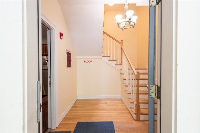 Building Photo - 34-36 H Street Unit 1L