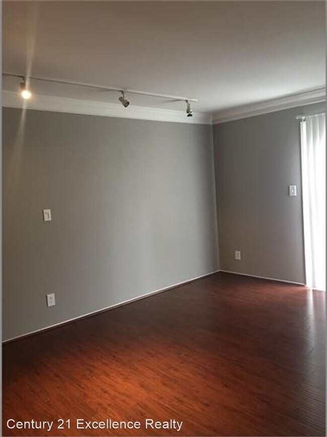 Building Photo - 2 br, 1.5 bath House - 2572 Scioto View Lane