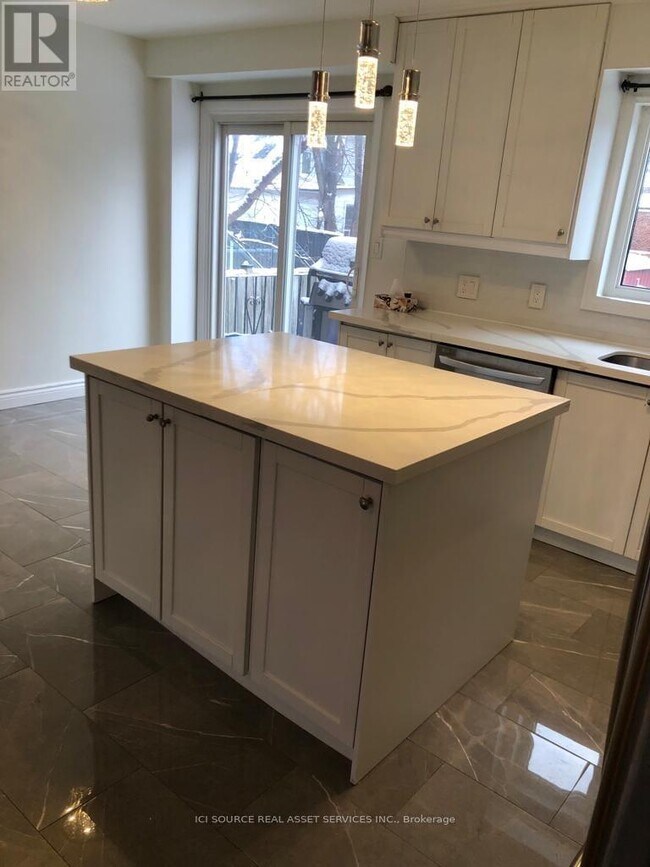 Building Photo - 81 Virginia Ave