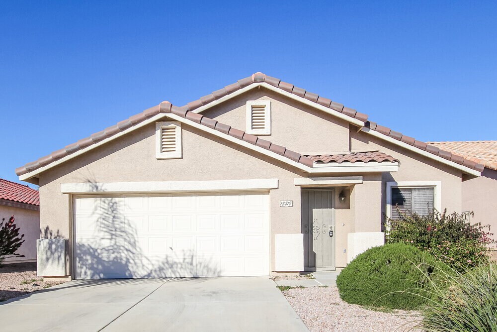 Foto principal - 13818 W Fargo Dr