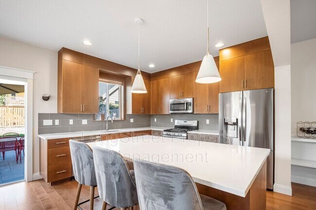 Foto del edificio - 541 NE Tillamook St