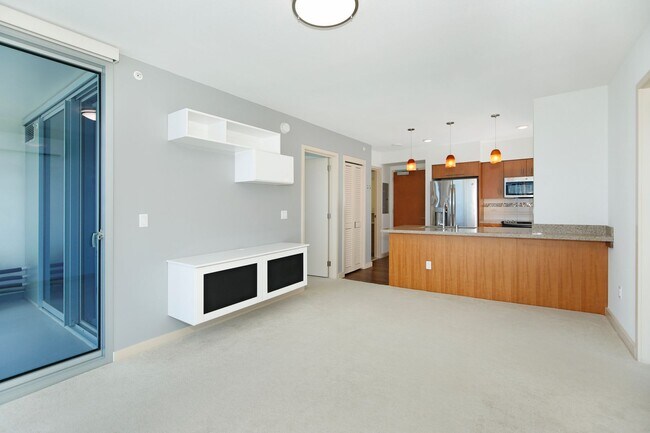 Building Photo - Keauhou Place 3001 - Convenient City Living in Kakaako!