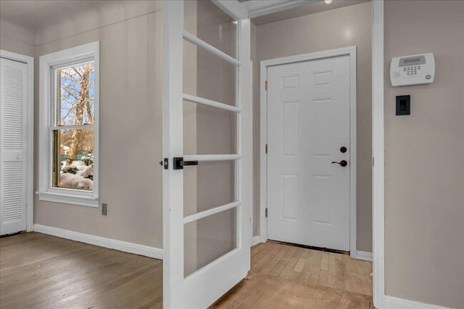 Building Photo - 20285 Glastonbury Rd