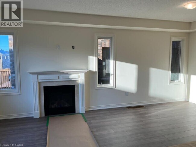 Building Photo - 300 Skinner Rd