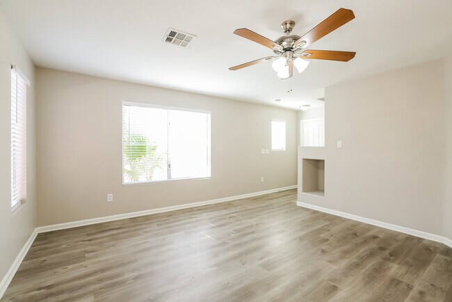 Building Photo - 63 Belle Maison Ave