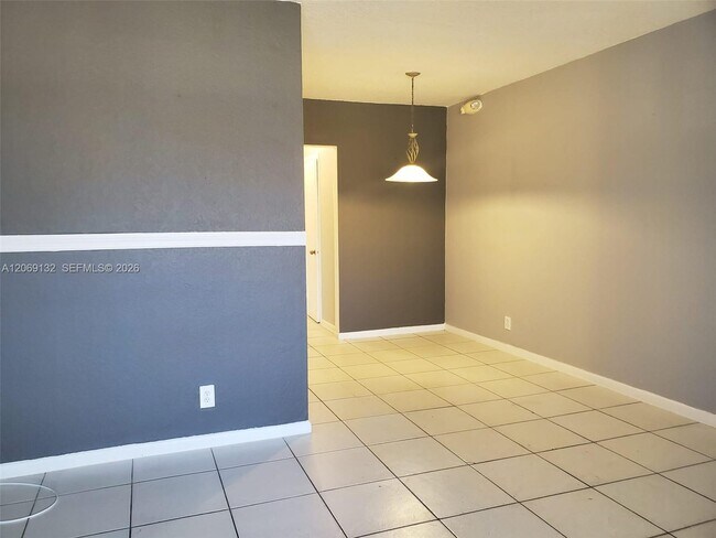 Foto del edificio - 280 SW 11th Ave