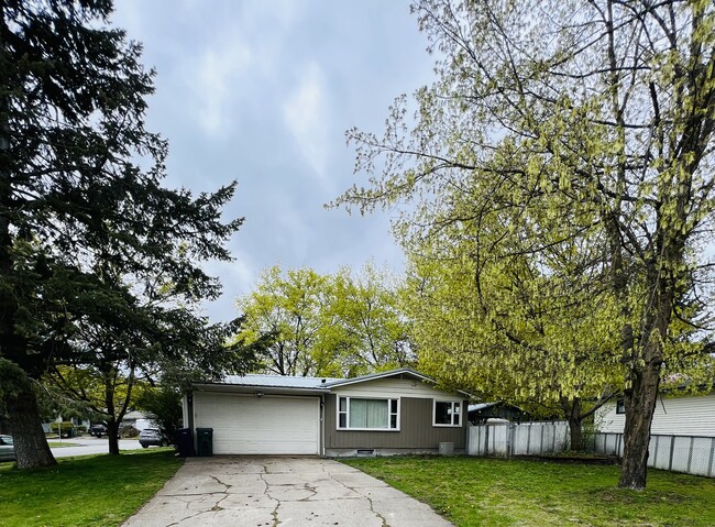 Foto del edificio - 1123 E Homestead Ave
