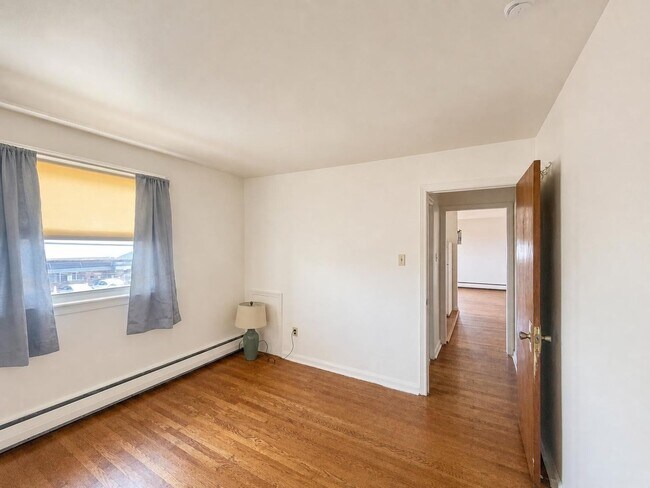 Foto del edificio - 201 Blunston Ave