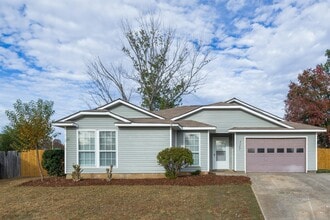 Building Photo - 117 Willow Bluff Dr