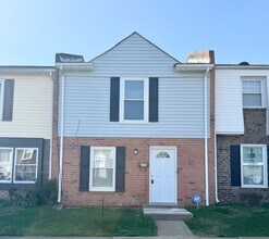 Building Photo - 134 Hickok Cir