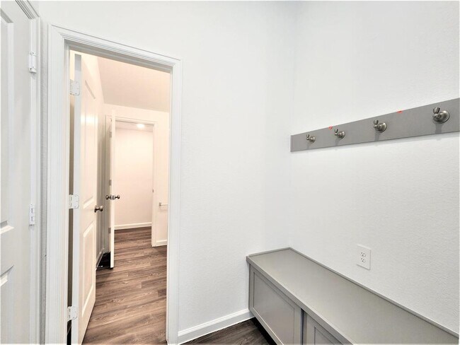 Foto del edificio - 905 Lars Trek Trail