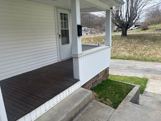 Foto del edificio - 110 School St