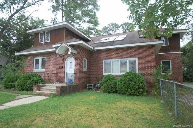 Foto del edificio - 1215 Clifton Ave