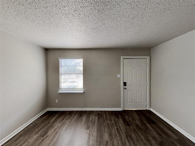 Foto principal - 3111 Hunter St