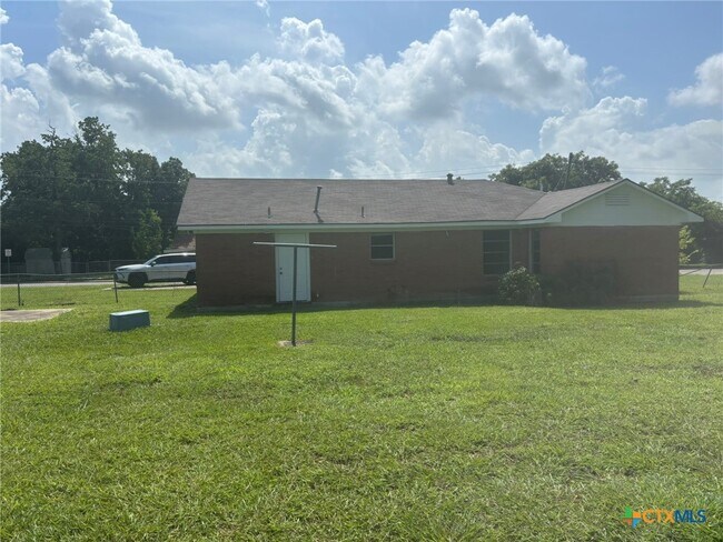 Building Photo - 1101 N Ben Wilson St