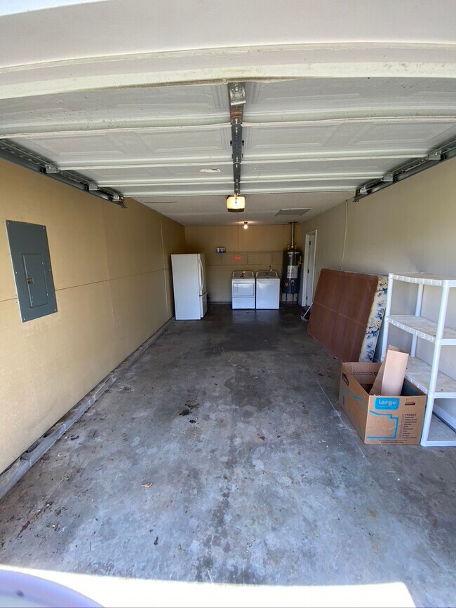 Building Photo - 851 Co Rd 420