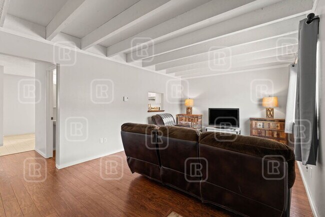 Foto del edificio - 12467 E Olive Ave