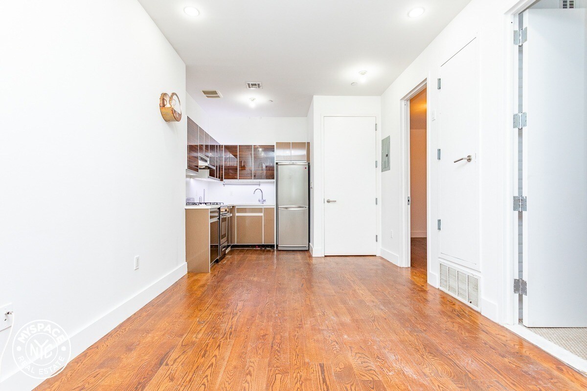 1083 Bergen St Unit 1, Brooklyn, NY 11216 Room for Rent in Brooklyn