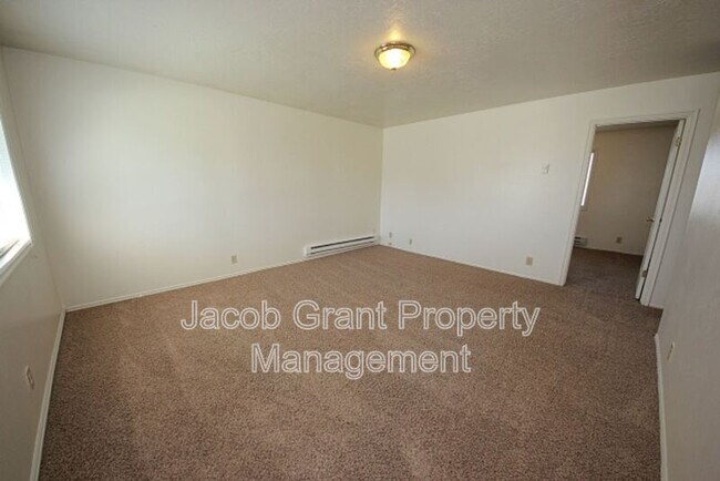 Building Photo - 965 Berryman Rd