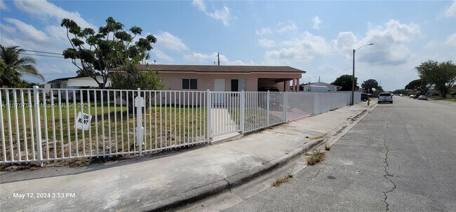 Building Photo - 22200 SW 112th Ct
