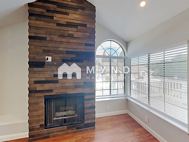 Building Photo - 2 br, 2 bath Townhome - 2790 Buena Point Ct