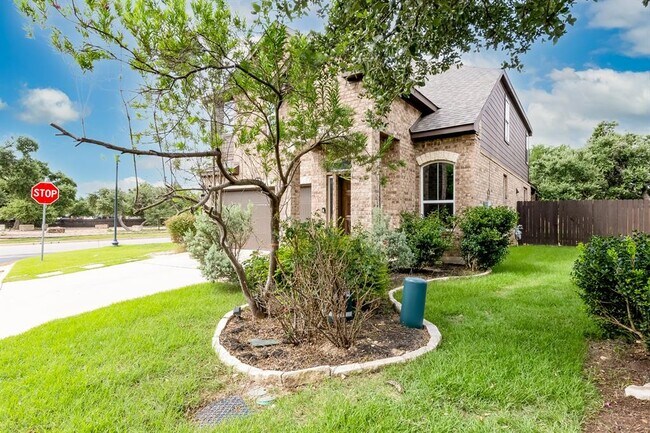 Foto del edificio - 3451 Mayfield Ranch Blvd