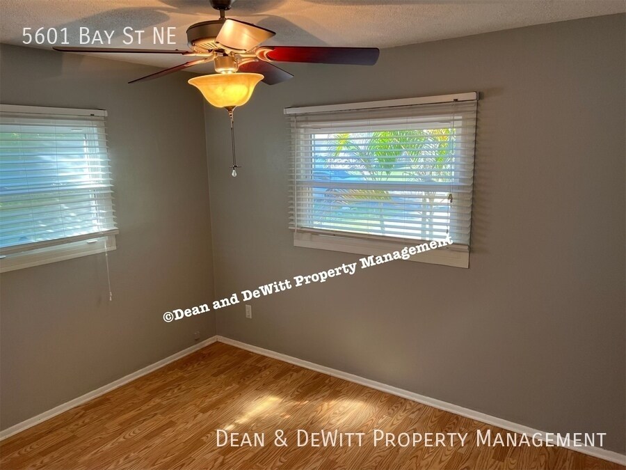 Foto principal - Edgemoor Estates - 3/2 SFH - For Rent