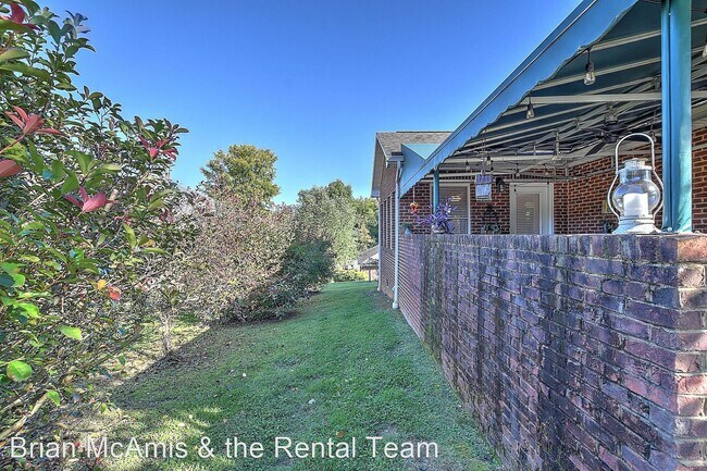 Foto del edificio - 3 br, 2 bath House - 106 Keeneland Circle